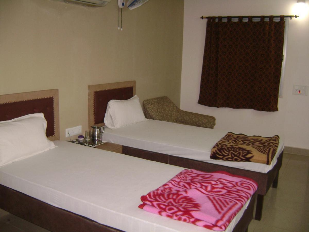 Natraj Hotel Darbhanga Exterior photo